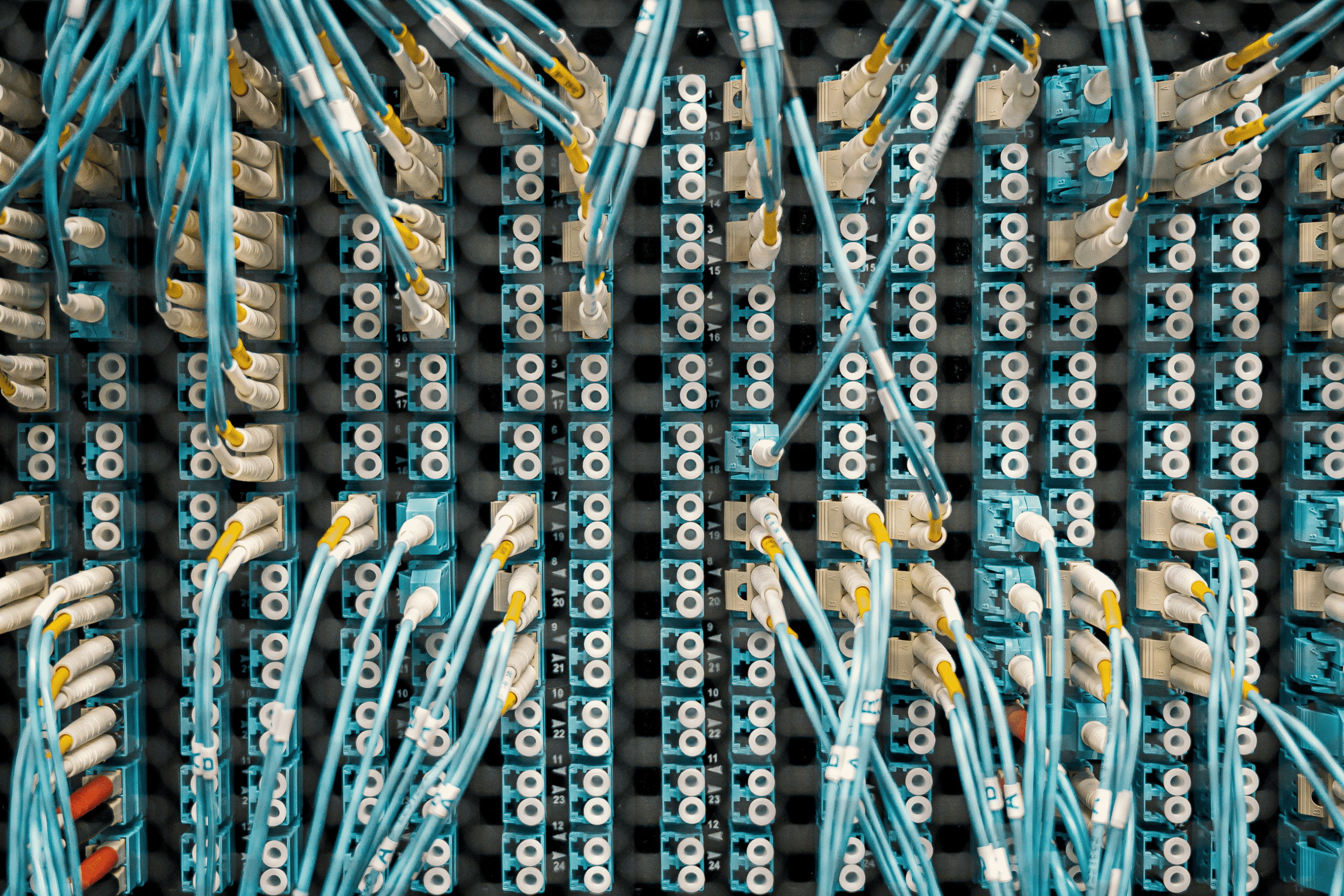 fiber optic cable connection