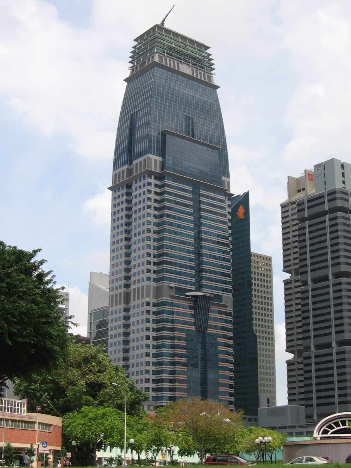 capital tower singapore min Future Of Smart Buildings | 2021 Guide With Examples